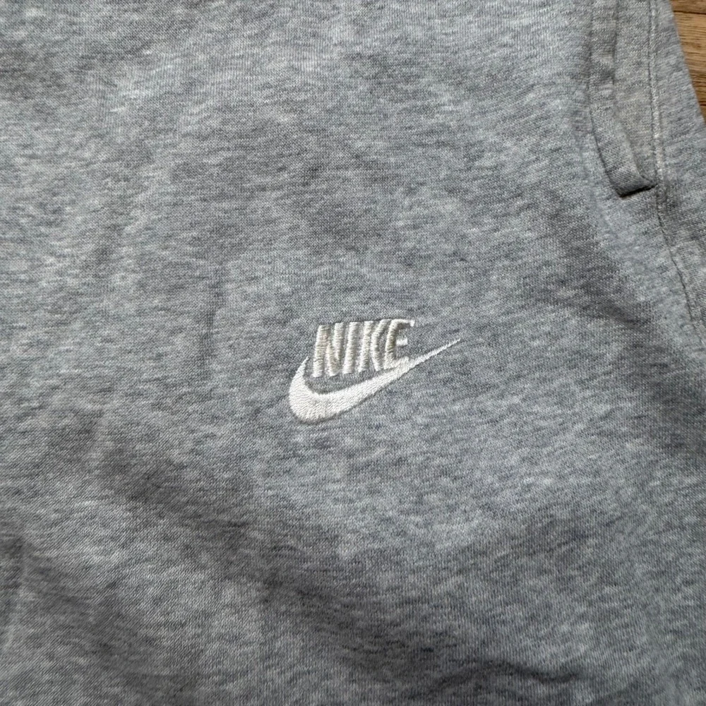 Nike Sweatpants Mens 2XL Grey Sportswear Club Fleece Joggers BV2707-063